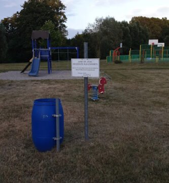 Foto de Air de jeux réservée aux enfants