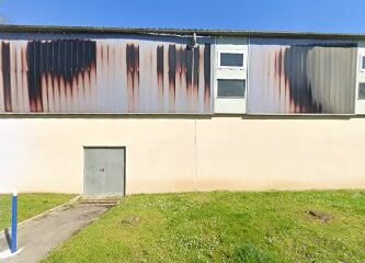 Foto de Gymnase de Bourgogne-Fresne