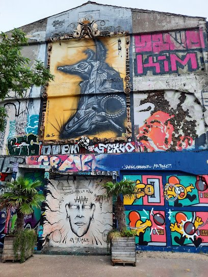 Foto de Terrain de Basket friche du gabut