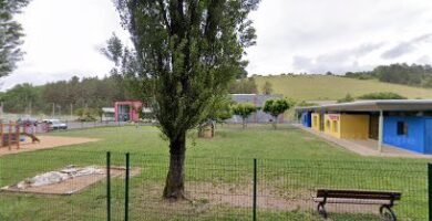 Foto de Gymnase de la pierre grise