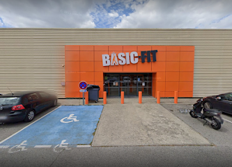 Foto de Basic-Fit Romans sur Isère Avenue des Allobroges
