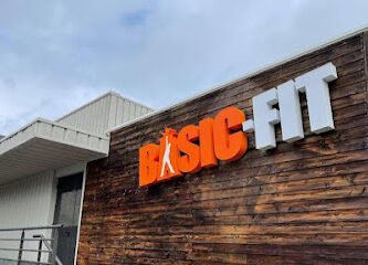 Foto de Basic-Fit Ussel Boulevard de la Sarsonne