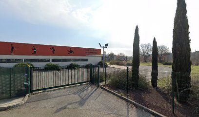 Foto de Halle Des Sports De Saint Chistol