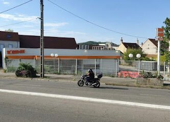 Foto de Basic-Fit Lons-le-Saunier Rue Saint-Désiré