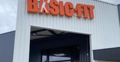 Foto de Basic-Fit Saint-Denis-Lanneray Les Cathelines