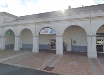 Foto de Basic-Fit de Saint-Jean-de-la-Ruelle
