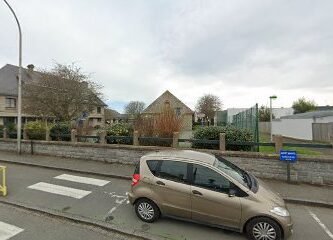 Foto de Salle Omnisports du Sergent Robert