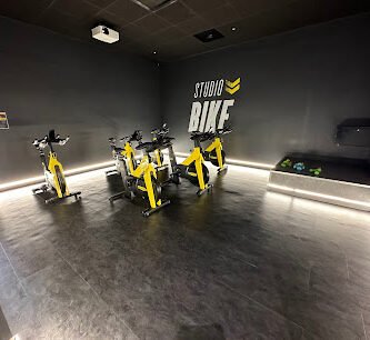 Foto de Salle de sport Villebon-sur-Yvette - Aushopping - Fitness Park